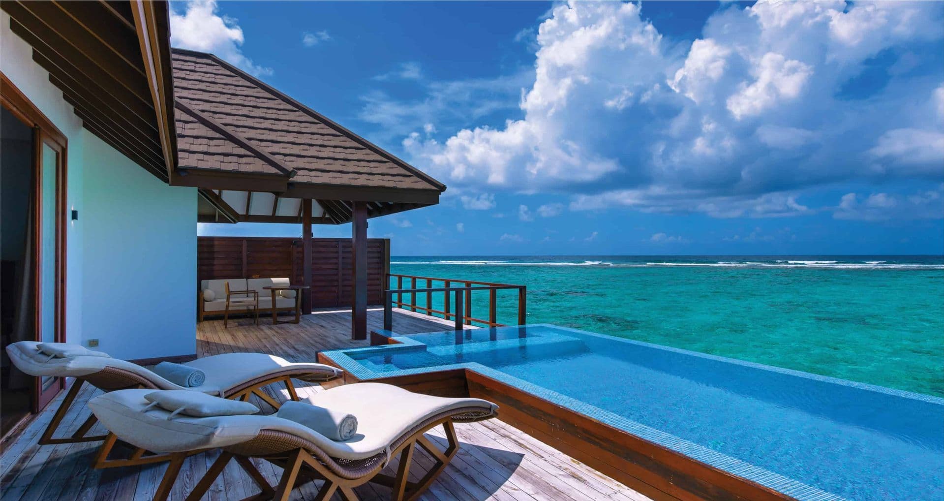 Best water suite romantic lagoon for couples.